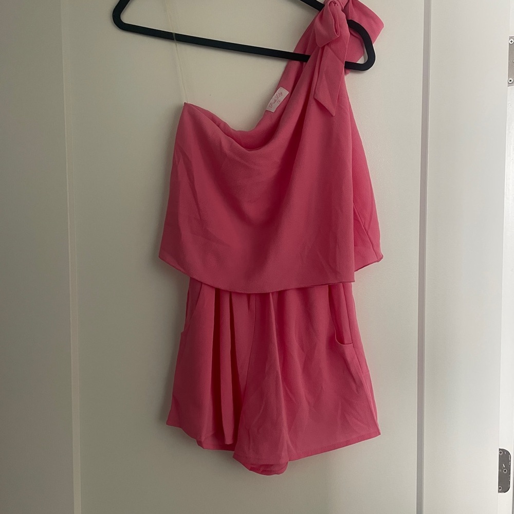 Pink Lilly Pink One-Shoulder Romper